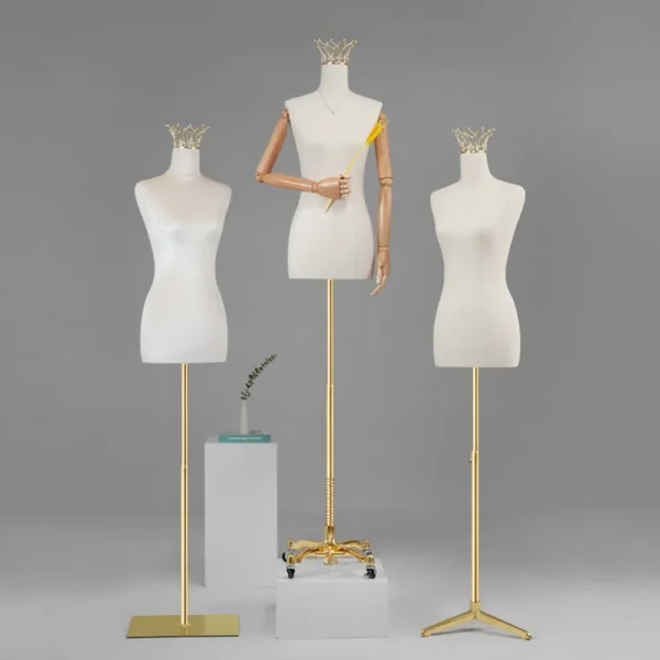 Bridal gown mannequin for wedding dress display and sale at bridal showers in wedding shop- Richenmannequin mannequin supplier
