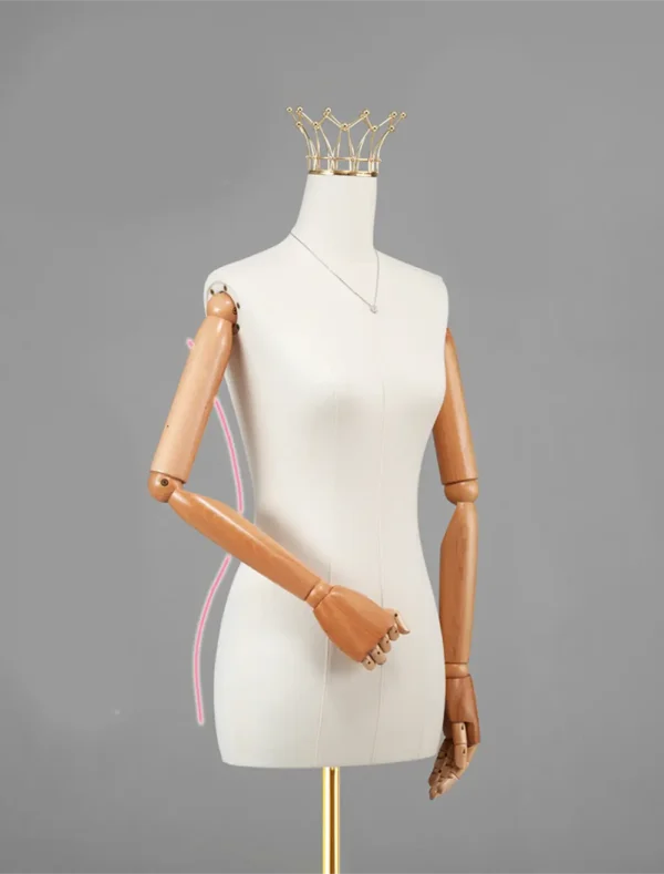 Bridal gown mannequin for wedding dress display and sale at bridal showers in wedding shop- Richenmannequin mannequin supplier