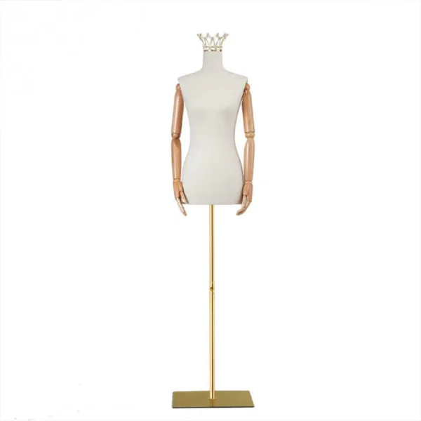 Bridal gown mannequin for wedding dress display and sale at bridal showers in wedding shop- Richenmannequin mannequin supplier
