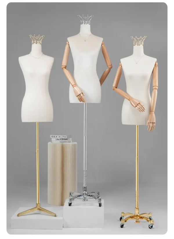 Bridal gown mannequin for wedding dress display and sale at bridal showers in wedding shop- Richenmannequin mannequin supplier