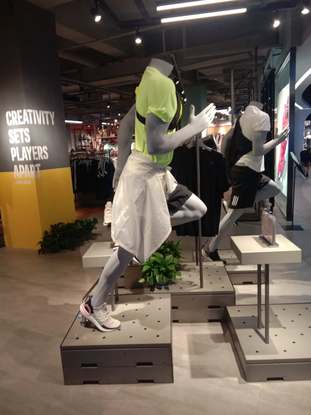 Mannequin Display